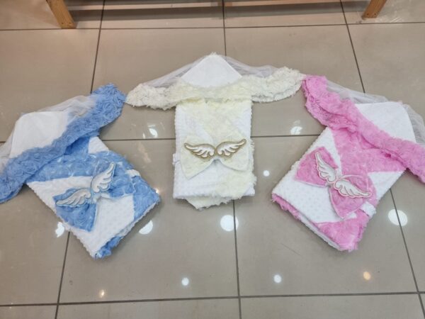 قنداق مخمل مورد اجنحة