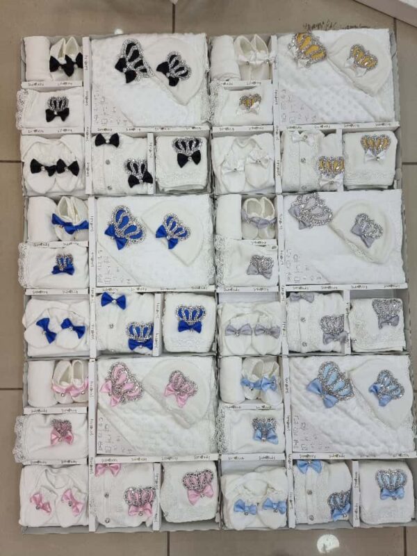 طقم مستشفى مخمل تاج الملك 10 قطع