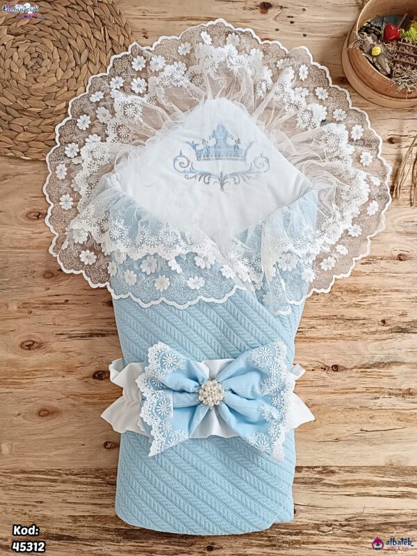 قنداق تريكو بأطراف دانتيل