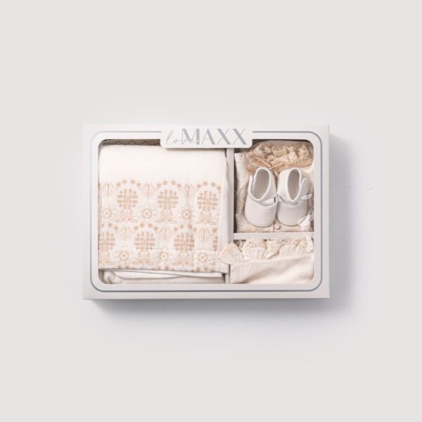 طقم مستشفى بناتي 6 قطع دانتيل منقش