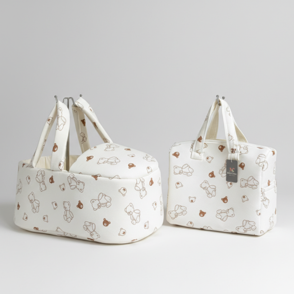 حمالة بيبي مع شنتة برسم دبدوب