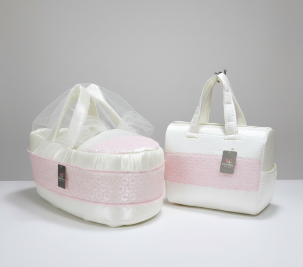 حمالة بيبي مع شنتة بلون بطرف دانتيل