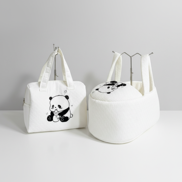 حمالة بيبي مع شنتة برسمة باندا