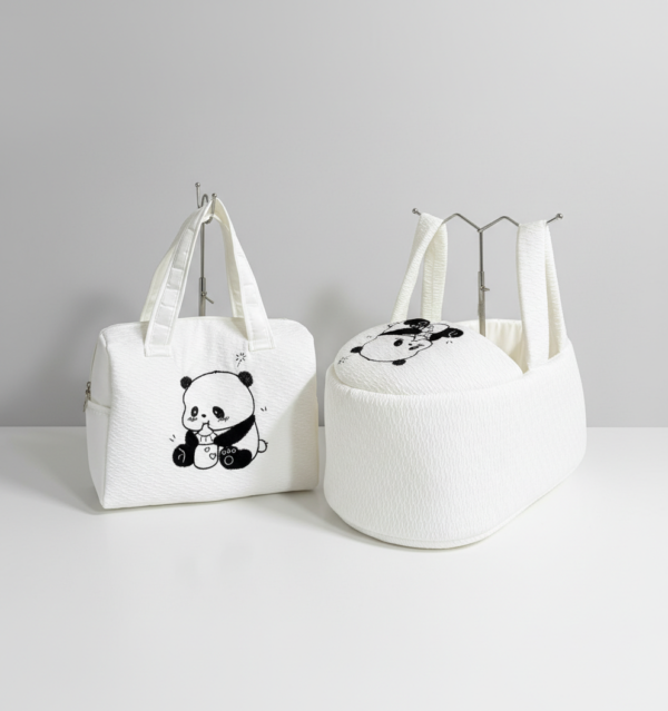 حمالة بيبي مع شنتة برسمة باندا