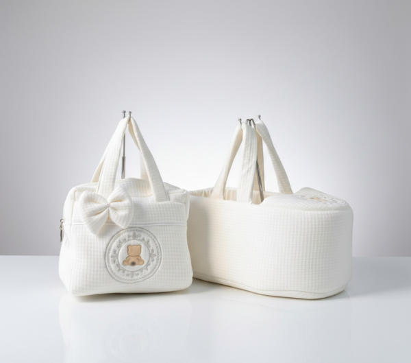 حمالة بيبي مع شنتة دبدوب مع ببيونة