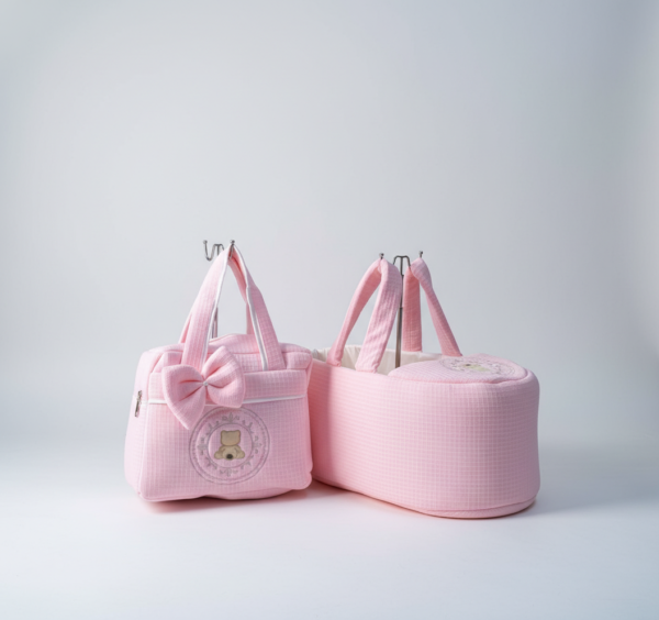 حمالة بيبي مع شنتة دبدوب مع ببيونة