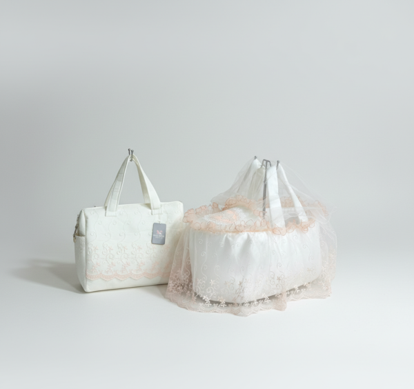 حمالة بيبي مع شنتة قماش دانتيل طبقة