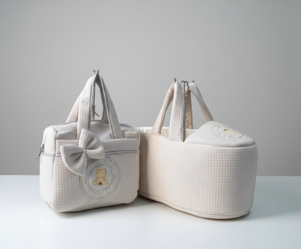 حمالة بيبي مع شنتة دبدوب مع ببيونة